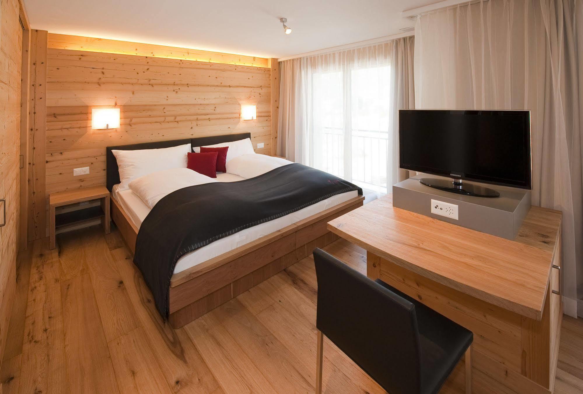 Hotel Royal 리더알프 외부 사진